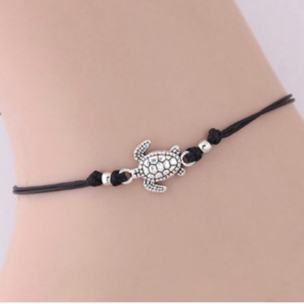 BLACK TURTLE STRING ANKLE JEWELRY - Picture 2 of 4
